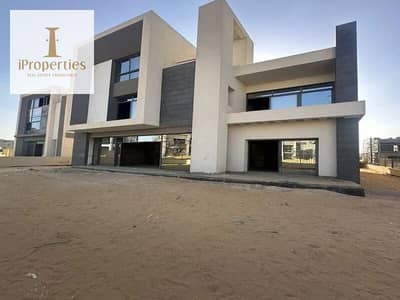 4 Bedroom Townhouse for Sale in New Cairo, Cairo - WhatsApp Image 2026-06-01 at 6.05. 31 PM. jpeg 4 Bedroom Townhouse for Sale in New Cairo, Cairo - WhatsApp Image 2026-06-01 at 6.05. 31 PM. jpeg