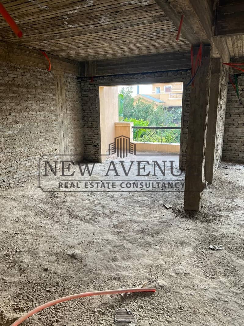 Dyar Park Twinhouse Prime Location Ready To Move 300 BUA 360 Land 4 Bedrooms Near 90 Street And Golden Square - Ansicht 3