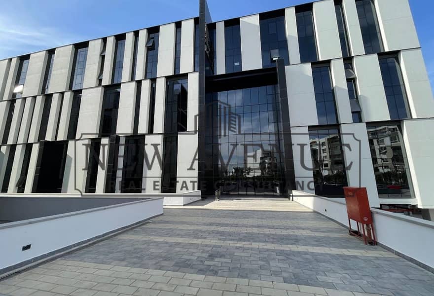 Administrative Office in a High Demand Location Hyde Park South 90 Street New Cairo - Widok 2
