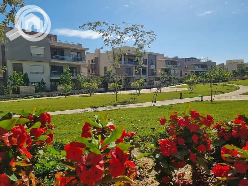 Duplex with a garden, luxurious finishing, and a view of the pyramids, opposite New Giza in Pyramids Heights, near Hyper One, Sheikh Zayed. – pohled 6