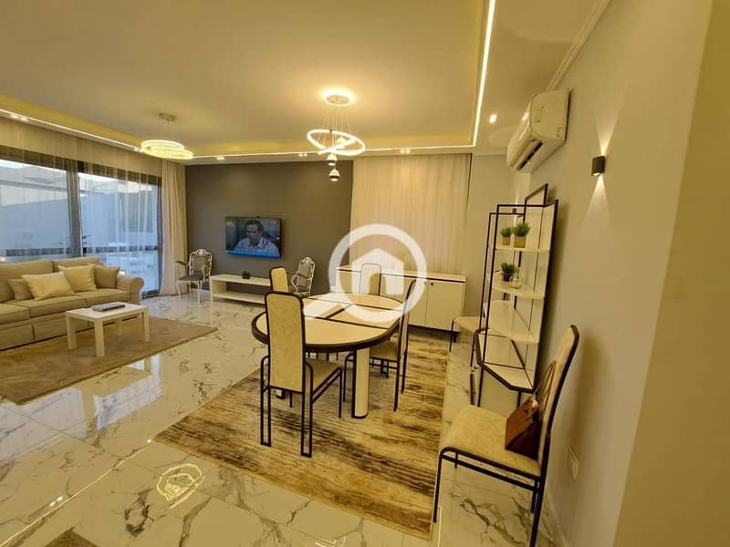 Now receive a town villa immediately in a prime location with a wide area in the heart of Sheikh Zayed. - Ansicht 3