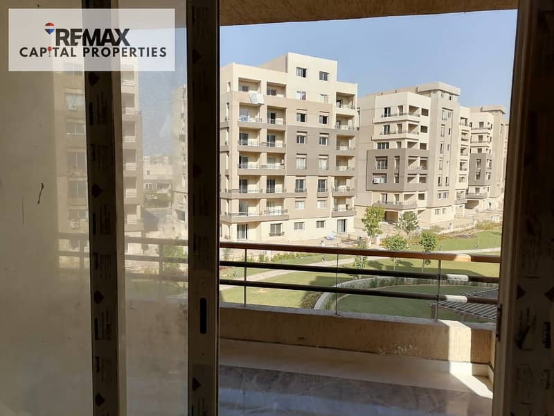 With a unique view of the lakes and landscape, fully finished in the heart of the Golden Square, a distinctive apartment for rent in The Square compound - New Cairo. - Ansicht 5