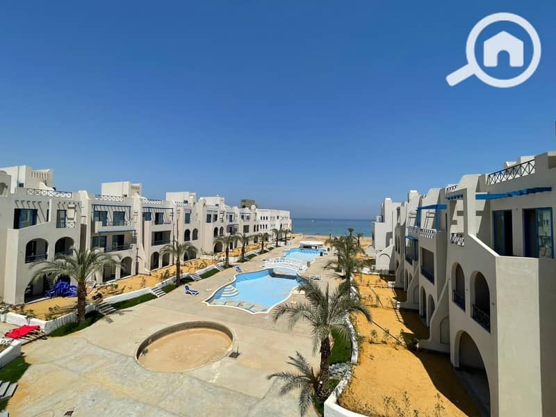 Majesty Bay Galala is one of the most wonderful sites in the resort of Galala in Ain Sokhna. The project is located 17 km from the gates of Ain Sokhn - Widok 6