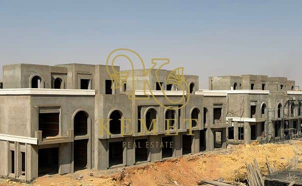townhouse middle 210m+ 60m open roof + garden in 6th settlement new Cairo – pohled 2