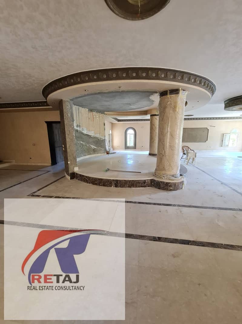 Full floor for rent, suitable for company offices, directly on North 90th Street. Ground floor with private entrance, near Cairo Festival City. - Mehr