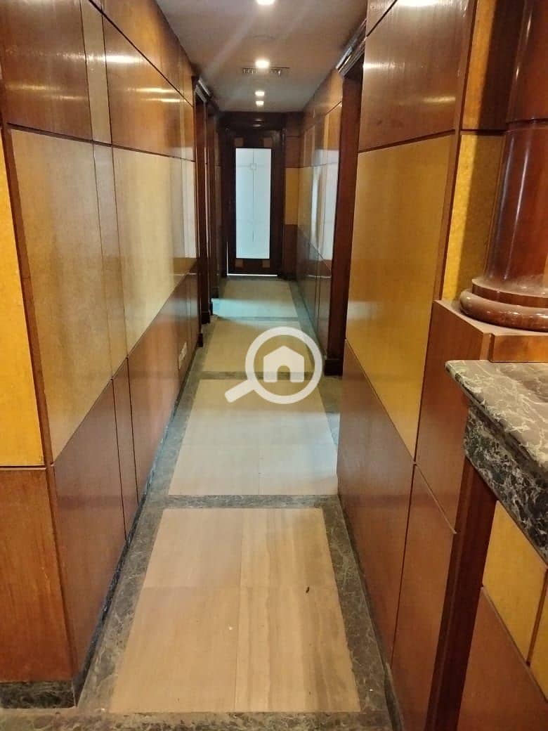 An administrative headquarters of 650 square meters, furnished and air-conditioned - Widok 2