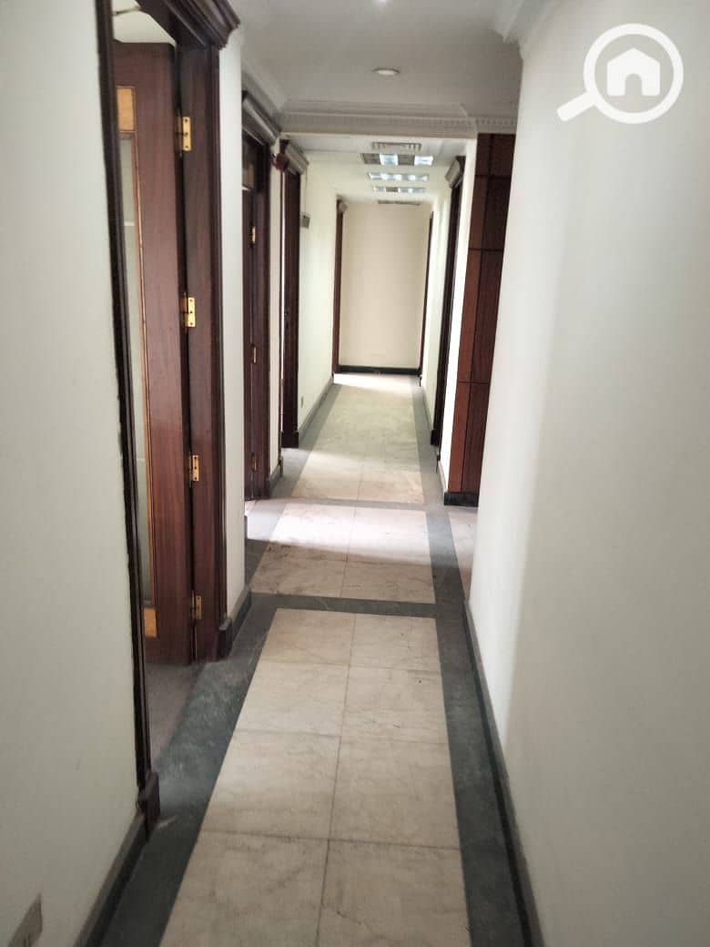 An administrative headquarters of 650 square meters, furnished and air-conditioned - Widok 3