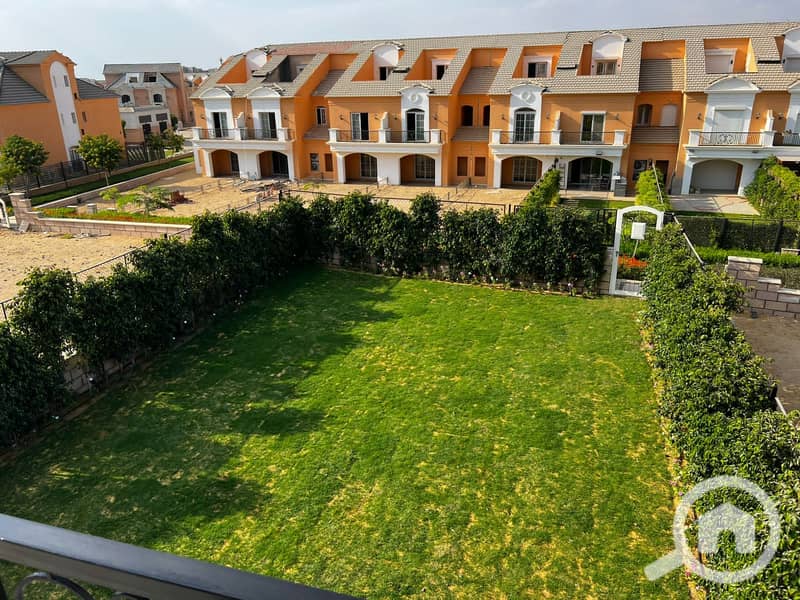 Townhouse for rent at a special price and with ultra super lux finishing in Layan Compound 5th Settlement near Al Ahly Club and Mivida Emaar Compound - Ansicht 3