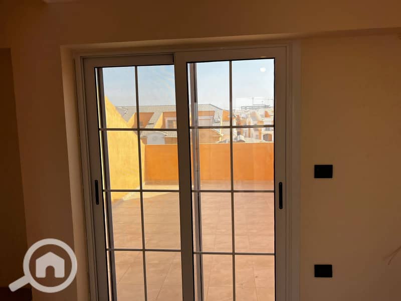 Townhouse for rent at a special price and with ultra super lux finishing in Layan Compound 5th Settlement near Al Ahly Club and Mivida Emaar Compound - Mehr