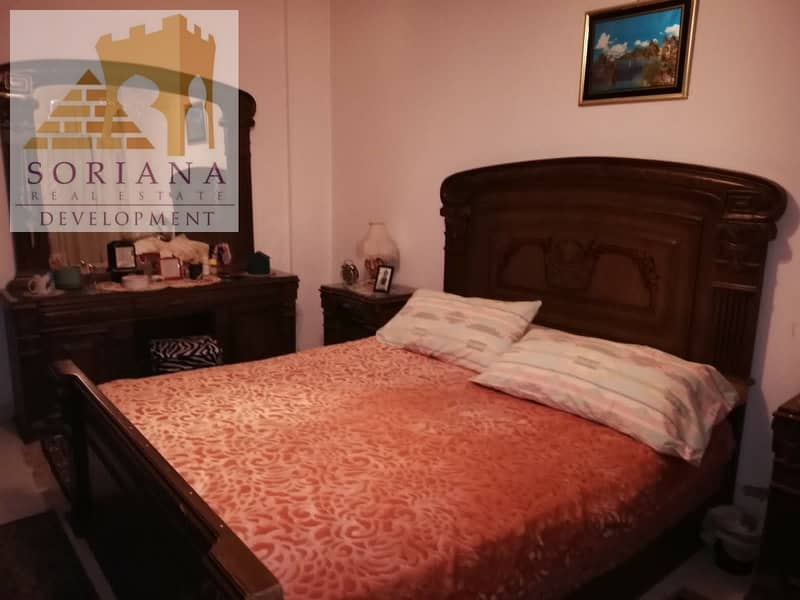 4 52MAljUR. jpg