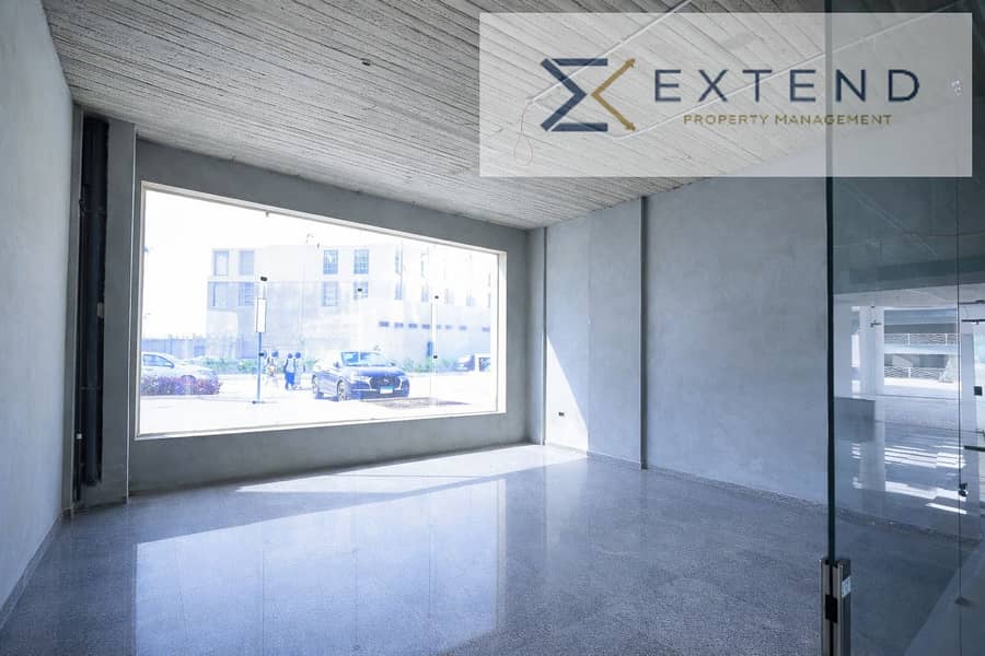"Commercial store for rent inside a mall with an area of 500m in 6th of October City on the central axis next to النساجون الشرقيون and near ميدان الحصري and in front of دار الاوبرا المصرية. - Widok 2
