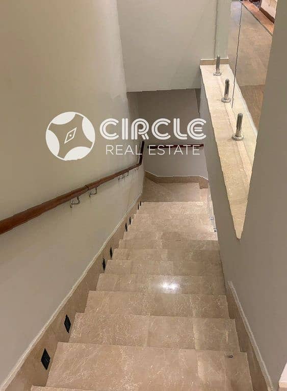 Villa with Garden for Rent in Mountain View Hyde Park 287 sqm with Kitchen & ACs 5th Settlement New Cairo - Więcej