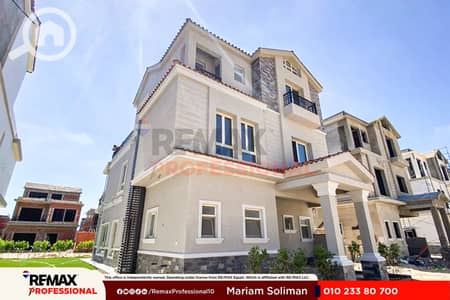 6 Bedroom Villa for Sale in Smoha, Alexandria - 001. jpg
