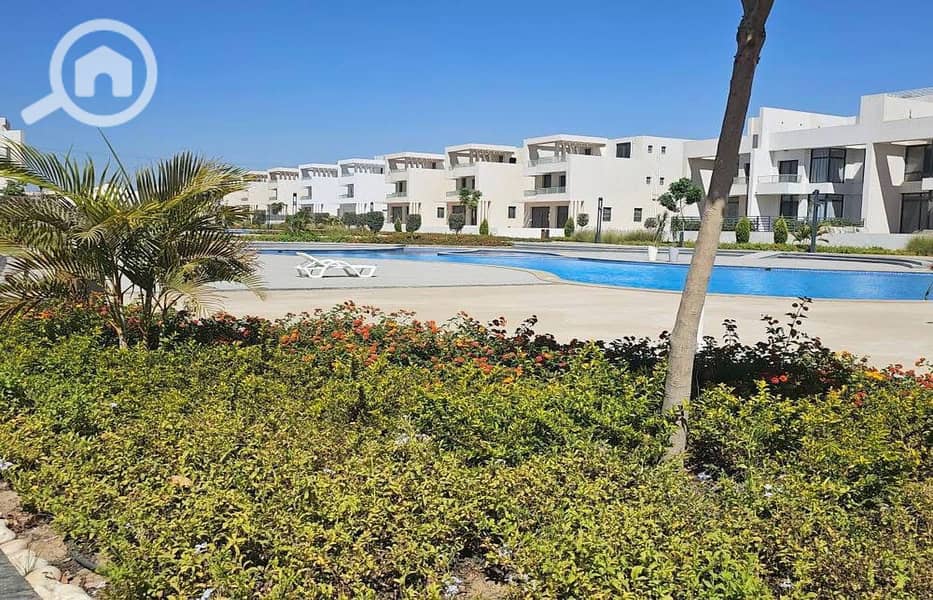 prime located townhouse in lake west directly in front of Beverly Hills - Mehr