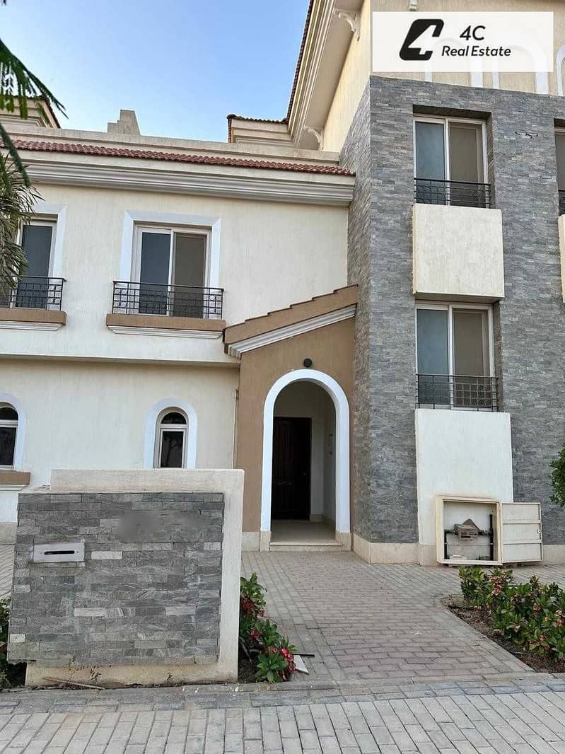 Townhouse Middle 400 m for sale under market price 3 bedrooms fully finished ready to move view landscape very prime location in Al Maqsad - Ansicht 2