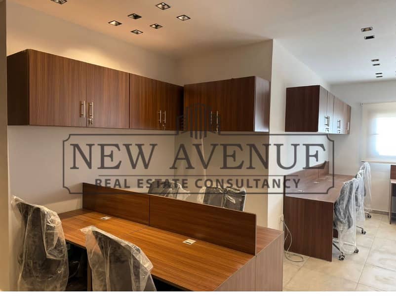 Furnished Admin Office 95 sqm in a Business Building Direct on Mohi Al Din Abou Al Ezz for Rent – pohled 5
