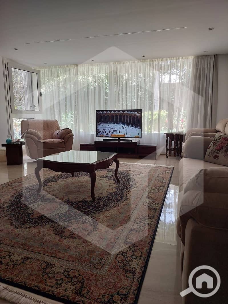 Villa Fully Finished for sale with Kitchen Appliances & Kitchen Cabinets & ACs Ready To Move in Royal City, El Sheikh Zayed - Widok 5