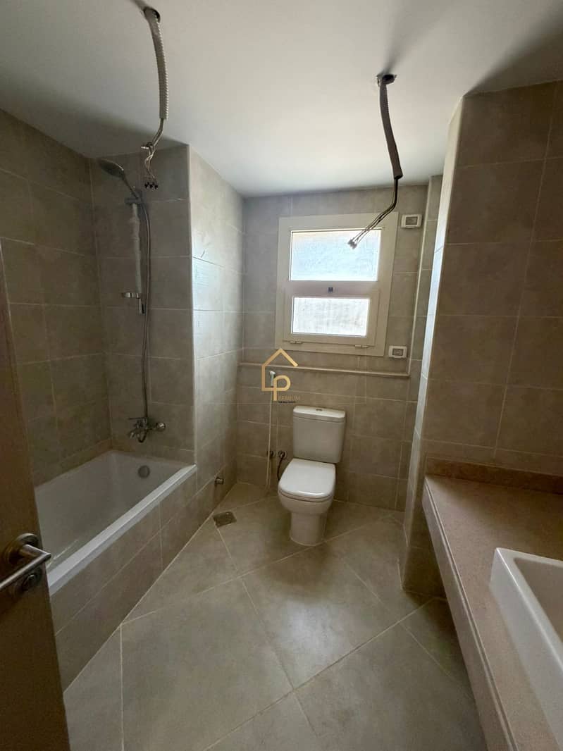 Penthouse for rent in New Giza Amberville Mins from Palm Hills , Pyramids Heights , Jouls , Mountain View Giza Plateau , Palm Parks - Widok 6