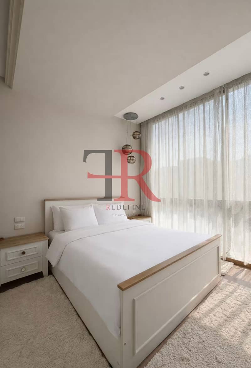Apartment for sale fully furnished prime location in lake view residence compound new cairo - Mehr