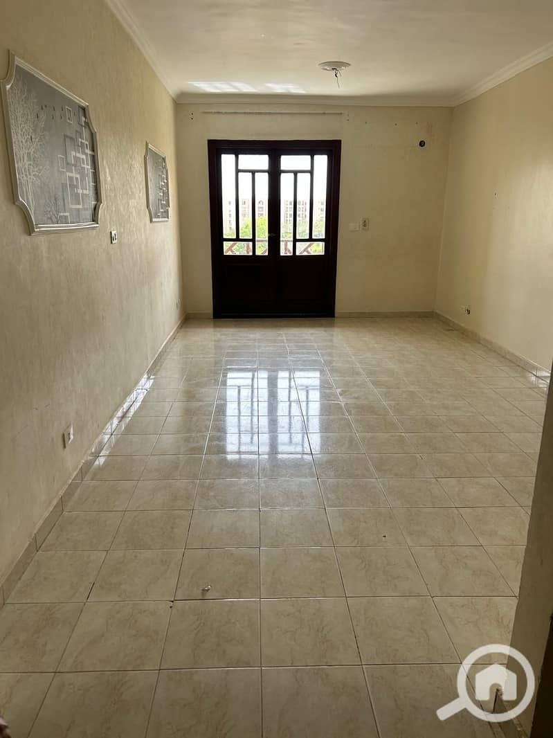 For sale in Al-Rehab City, a 90 sqm apartment in phase five of the condo, repeated floor overlooking a garden and park. - Widok 6