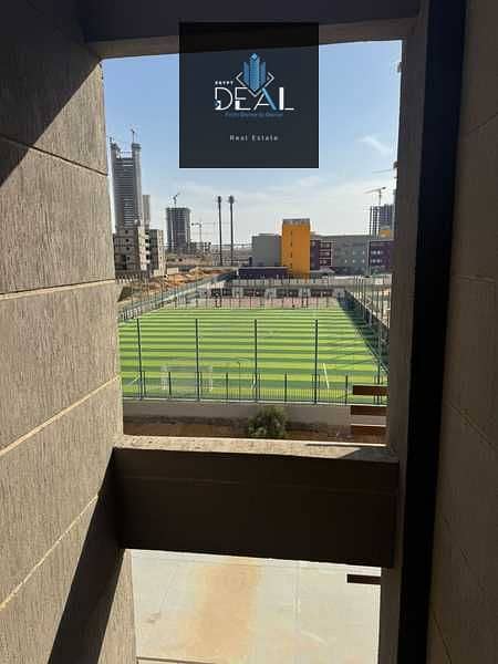 10 sqm retail shop for immediate delivery in the residential area of R3, New Administrative Capital, at one of the lowest prices per square meter. – pohled 2