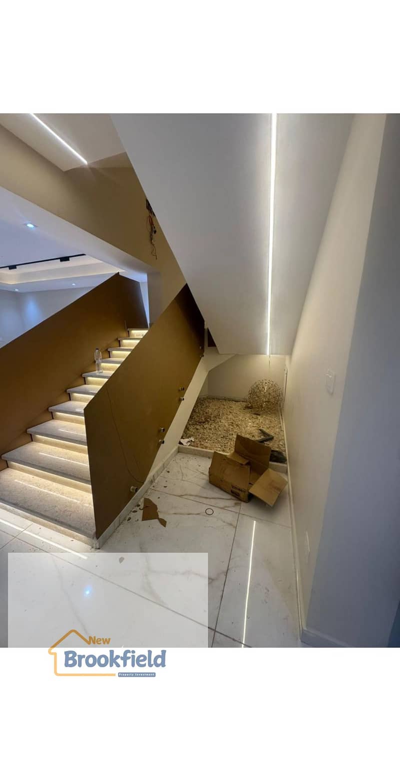 Semi-Furnished Middle Townhouse for Rent in District 5 Compound – First Use - Ansicht 5
