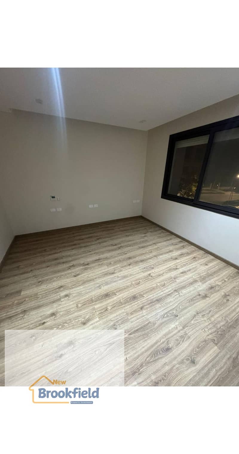 Semi-Furnished Middle Townhouse for Rent in District 5 Compound – First Use - Mehr