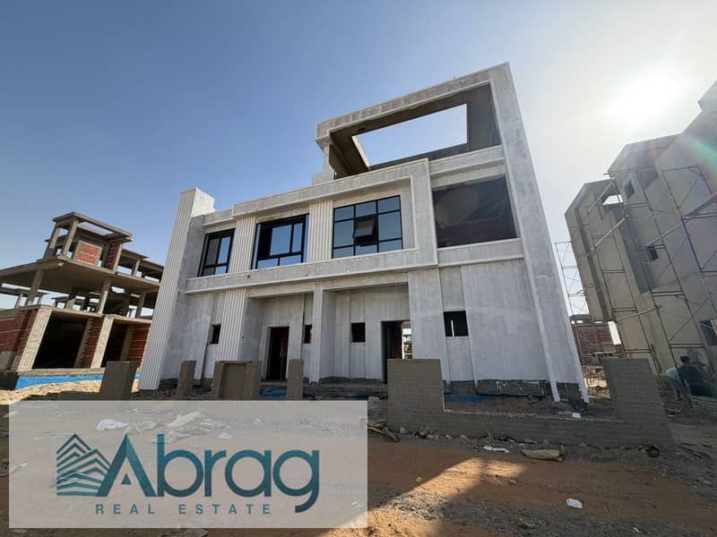 Twin house for sale, 285 sq m, 10-year installments, Basin 1, Menorca Compound, Sheikh Zayed - Ansicht 2