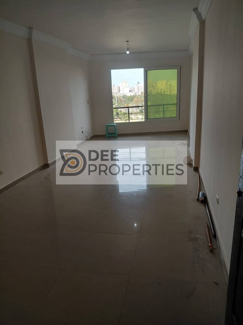 Apartment for Sale in Sporting | 140 sqm | Direct Sporting Club View | Open Views - Ansicht 4