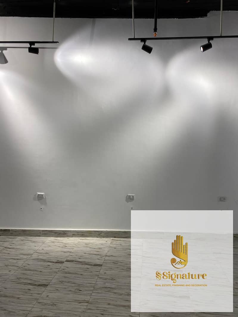 For sale at a special price: a fully finished 48 sq m shop suitable for all activities, ready for immediate occupancy in Mirage Mall, First Settlement – pohled 6