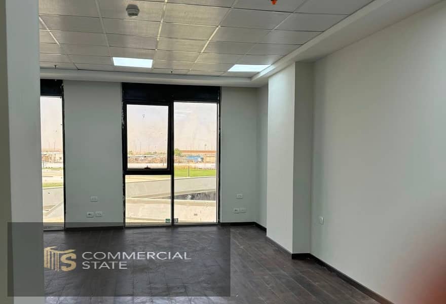 Finished Office at Hyde Park 65m for Rent -New Cairo – pohled 3