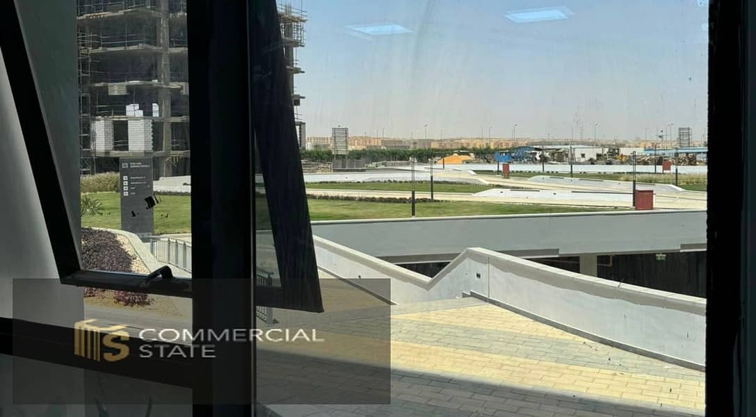 Finished Office at Hyde Park 65m for Rent -New Cairo – pohled 5
