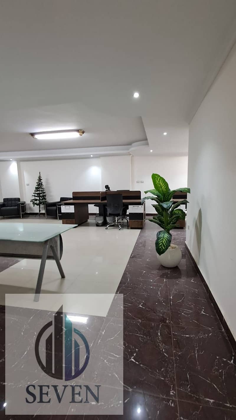 Administrative office for rent, 200 sqm, air-conditioned and furnished, directly on the Ring Road. - Widok 4