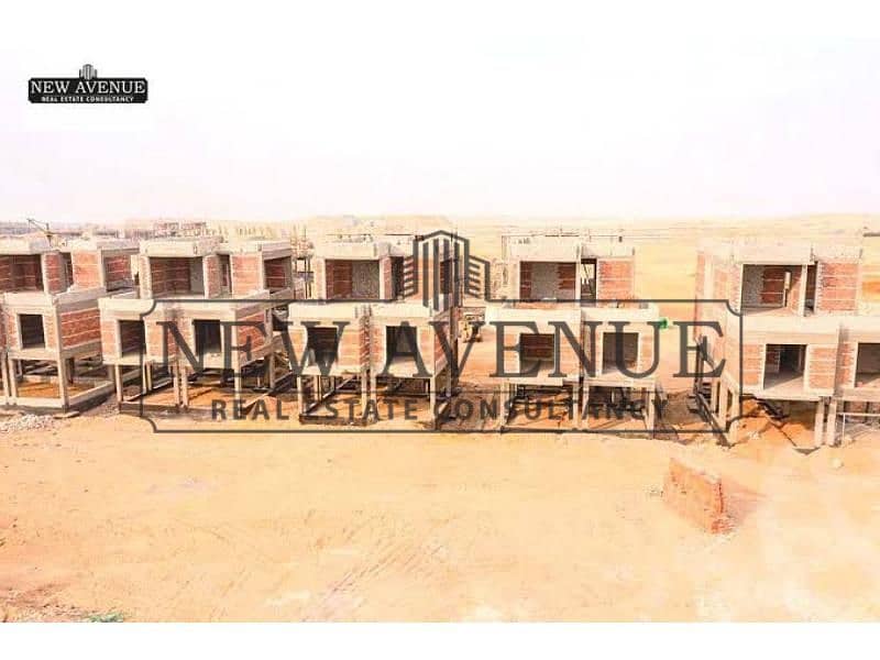 The lowest price for a town corner in compound stei8ht in new cairo with the best location - Widok 4