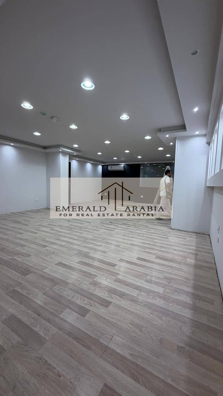 A private entrance suitable for large companies and institutions, just steps from the Maadi Ring Road. - Ansicht 3