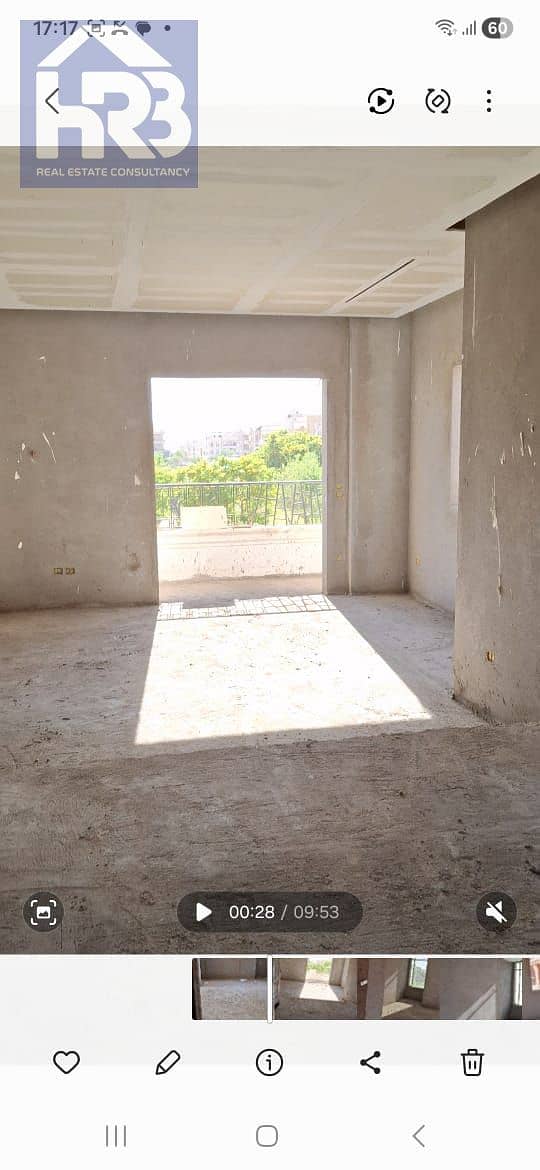Apartment for Sale in Yasmeen – First Settlement | 230 sqm | 1st Floor | Garden View | Elevator - Widok 3