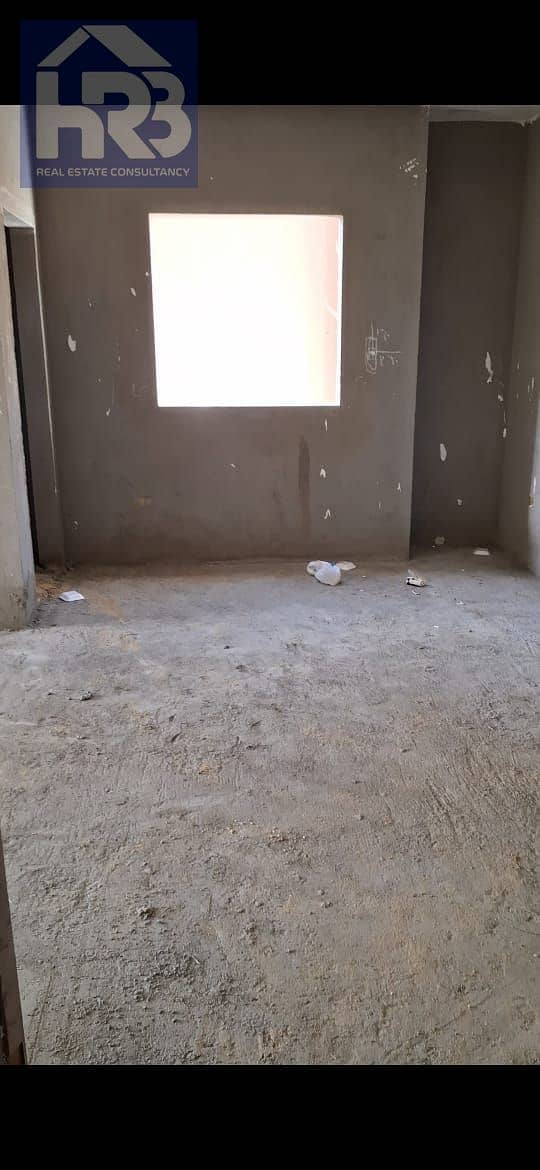 Apartment for Sale in Yasmeen – First Settlement | 230 sqm | 1st Floor | Garden View | Elevator - Widok 5