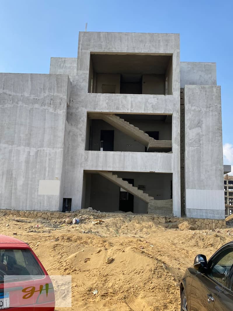 Stand-alone Villa 395 m² for Sale in STEI8HT New Cairo - Ansicht 5