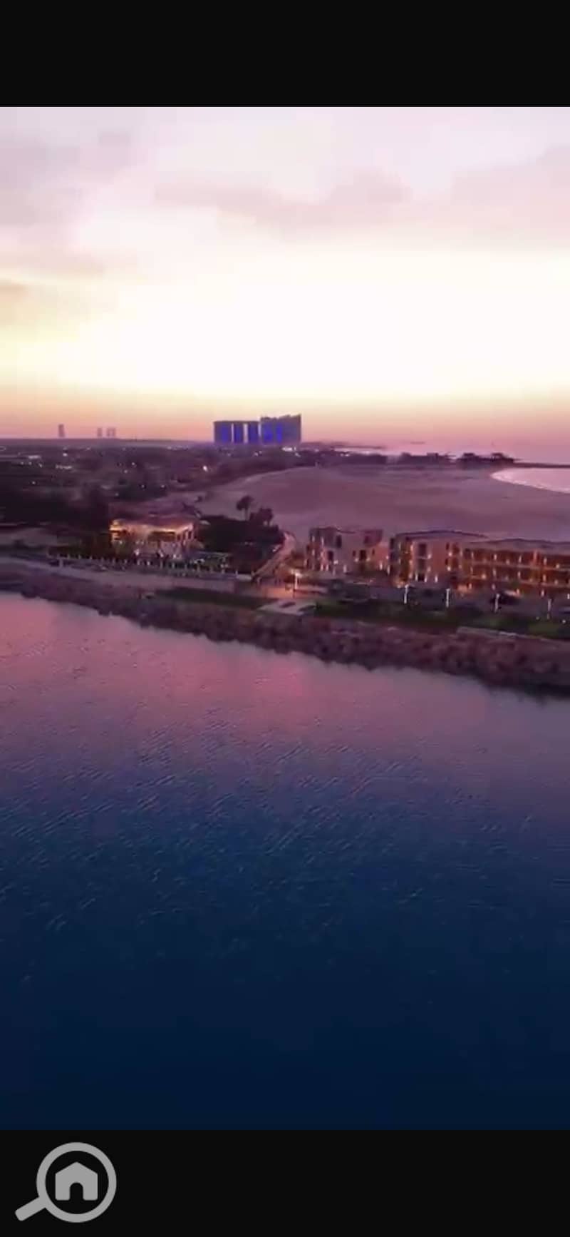fully finished and fully furnished with ac's and kitchen appliances town house direct on marina for sale in Marina 5 North Coast. – pohled 5