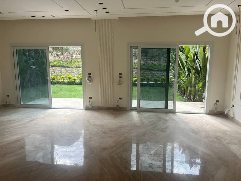 Townhouse villa for rent with kitchen and air conditioning in Itaba Compound, Sheikh Zayed - Ansicht 4