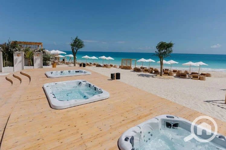 Fully finished chalet with AC's for sale, overlooking the lagoon and the sea, in Zoya North Coast, next to Ghazala Bay in Sidi Abdel Rahman – pohled 6