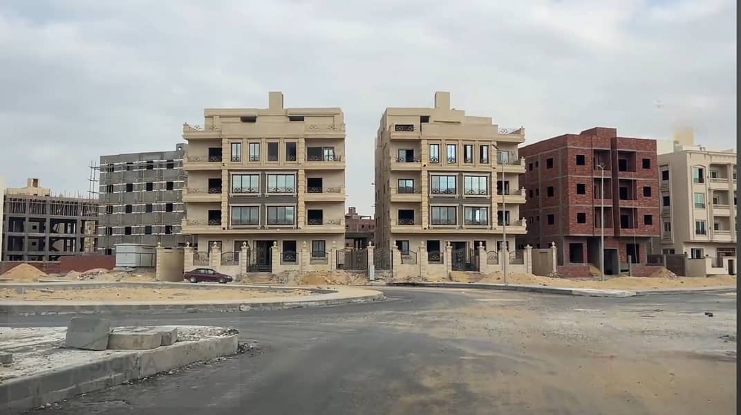 Ground floor apartment with garden for sale in New Narges, Fifth Settlement – open Bahary view & private entrance, only 450m from Gamal Abdel Nasser Axis - Mehr