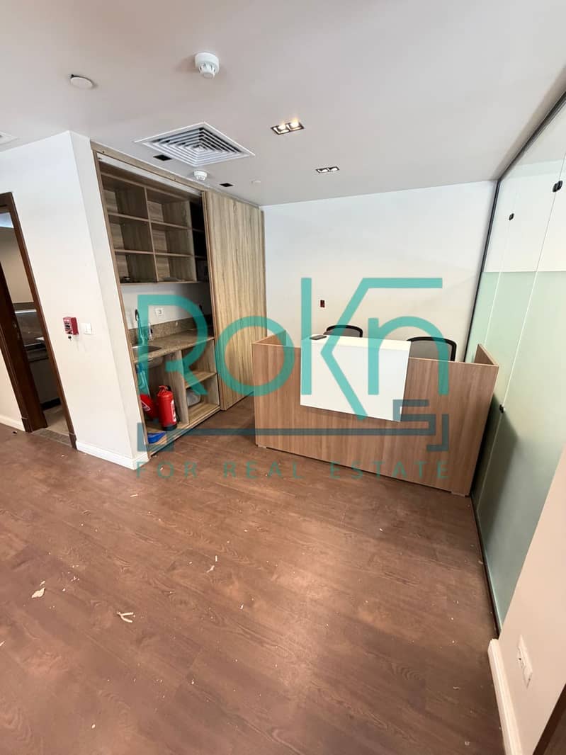 Fully-finished Office ready to move office for rent in Arkan Plaza Sheikh Zayed – pohled 3
