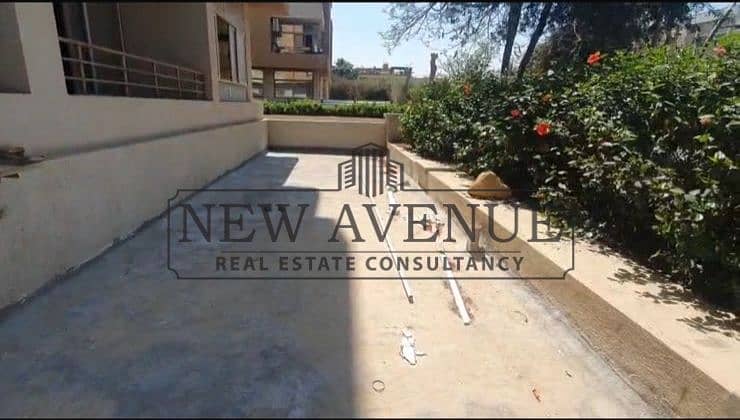 Under market price ground apartment prime location for sale in granda el sherouk - Mehr
