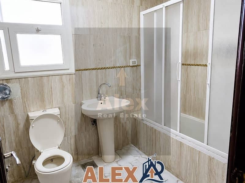 Distinctive apartment for residential rent in Zizinia with a kitchen and cabinets - Widok 6