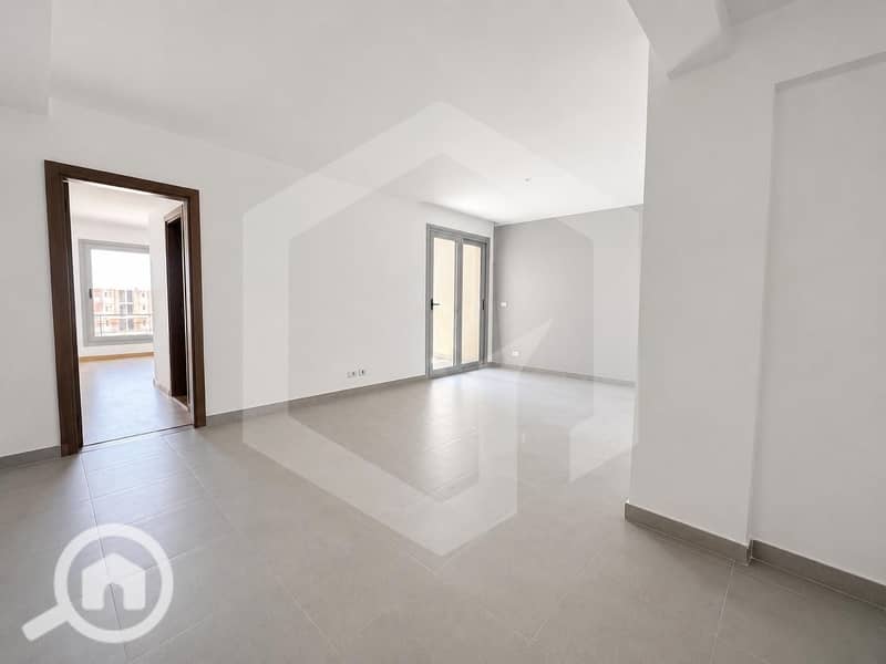 Lowest Price – Townhouse with a Private Garden Fully Finished for sale with installments Ready To Move in Palm Parks, Plam Hills, 6th Of October City - Widok 3