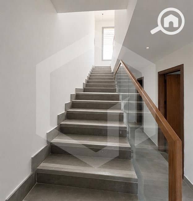 Lowest Price – Townhouse with a Private Garden Fully Finished for sale with installments Ready To Move in Palm Parks, Plam Hills, 6th Of October City - Widok 5