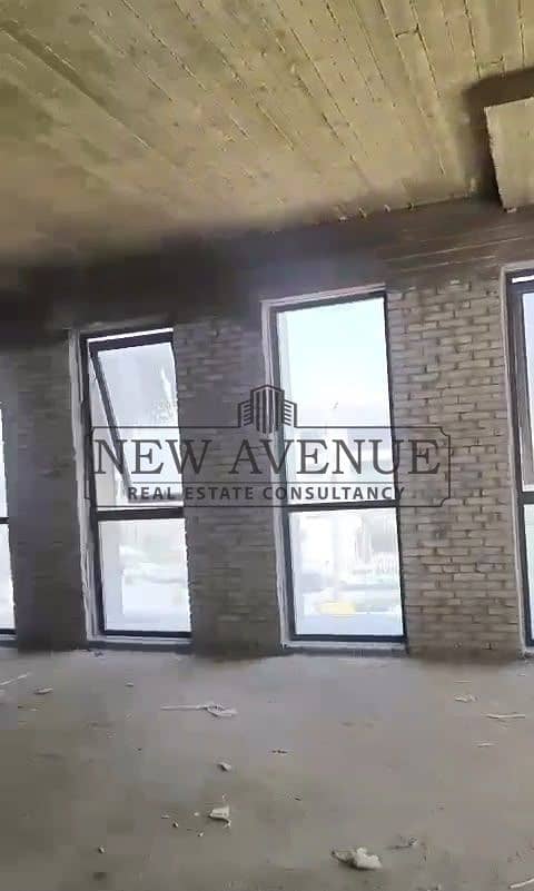 Accessible Prime location Adminstrative office 124 sqm for rent at Mivida the place New Cairo - Widok 4