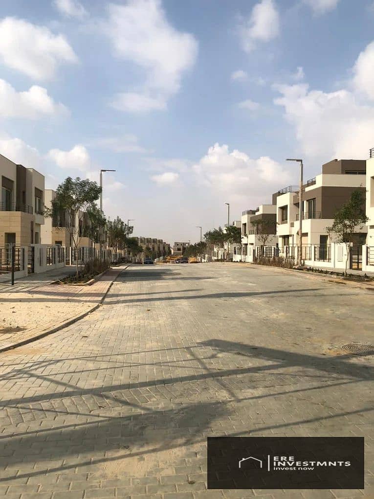 Twin House | Lagoon view | Under market price for sale in 97 Hills New Cairo - Ansicht 4