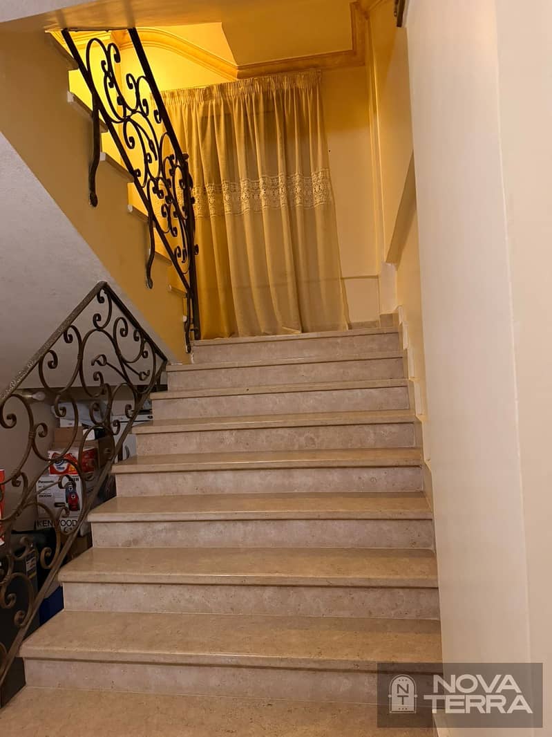 Duplex for sale in the Seventh District, Sheikh Zayed – další